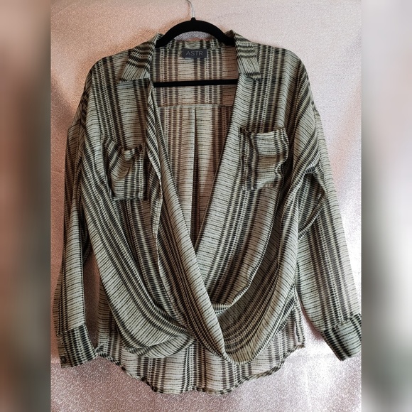 Astr Tops - Nordstroms ASTR Faux Wrap Blouse Sheer XS